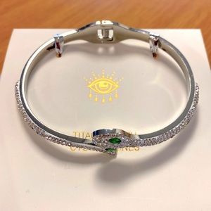 BRAND NEW Arm Candy silver gold toned bangle bracelet 😍 Box included 🎁